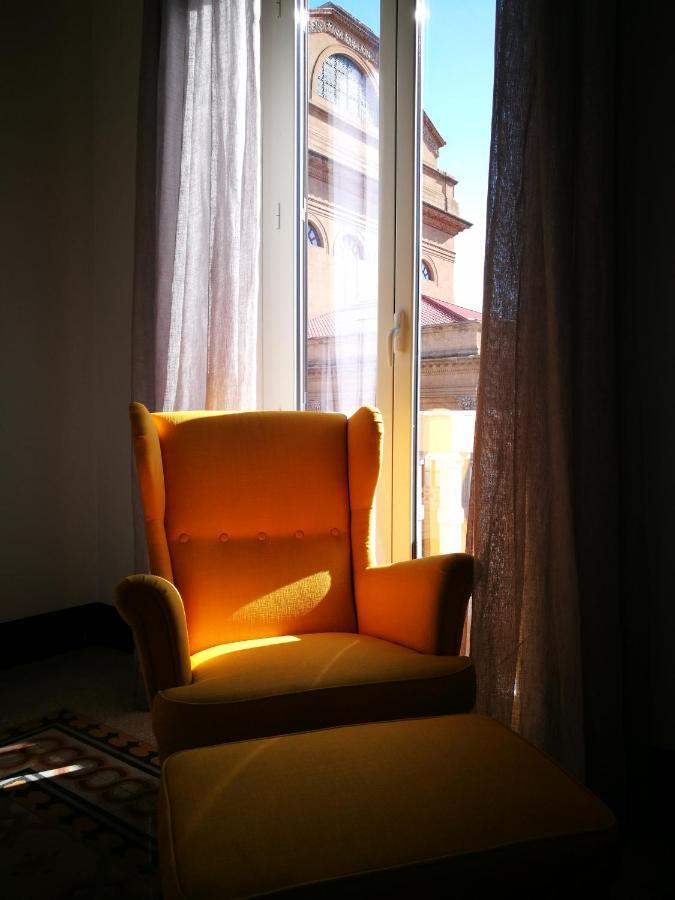 All'Ombra Del Massimo Palermo Luaran gambar